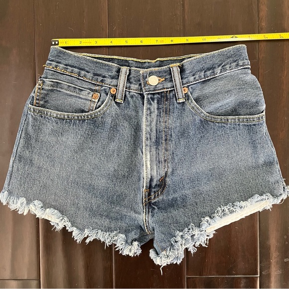 Levi’s Custom Short Denim Blue Frayed Shorts Size 26 - Picture 3 of 6